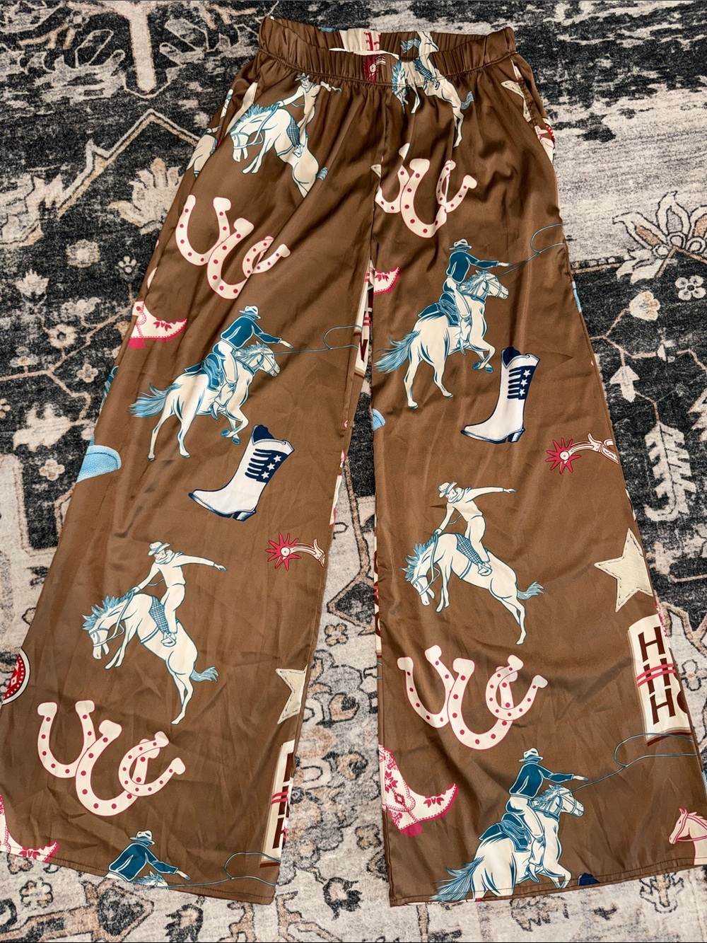 Western Cowgirl Silky Pants Rodeo size small, 30inseam